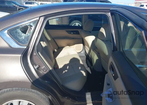 2016 Nissan Altima 2.5 S z USA, uszkodzony, nr VIN 1N4AL3AP5GN304808